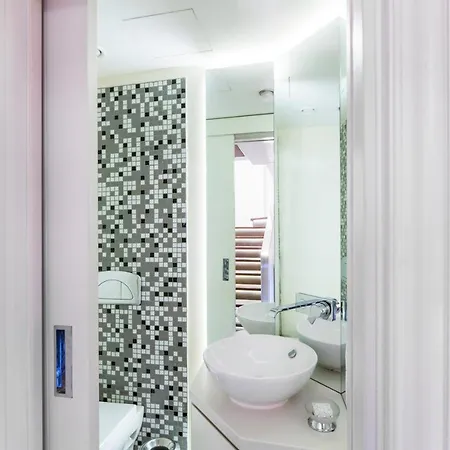 56 - Elysium Taksim Apartmán *